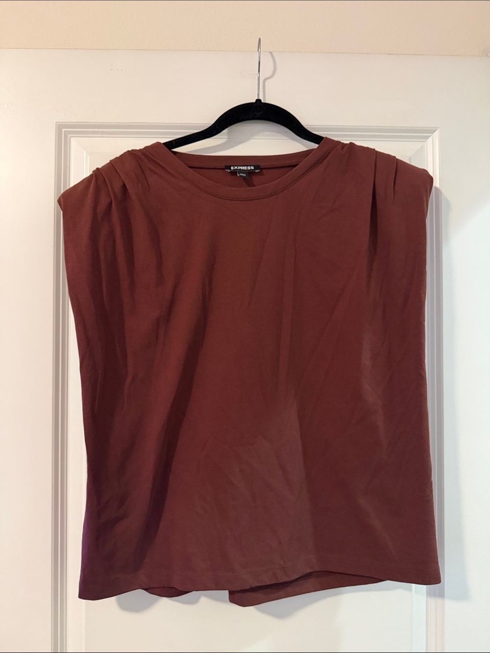 Express Sleeveless Tee w Shoulder Pads